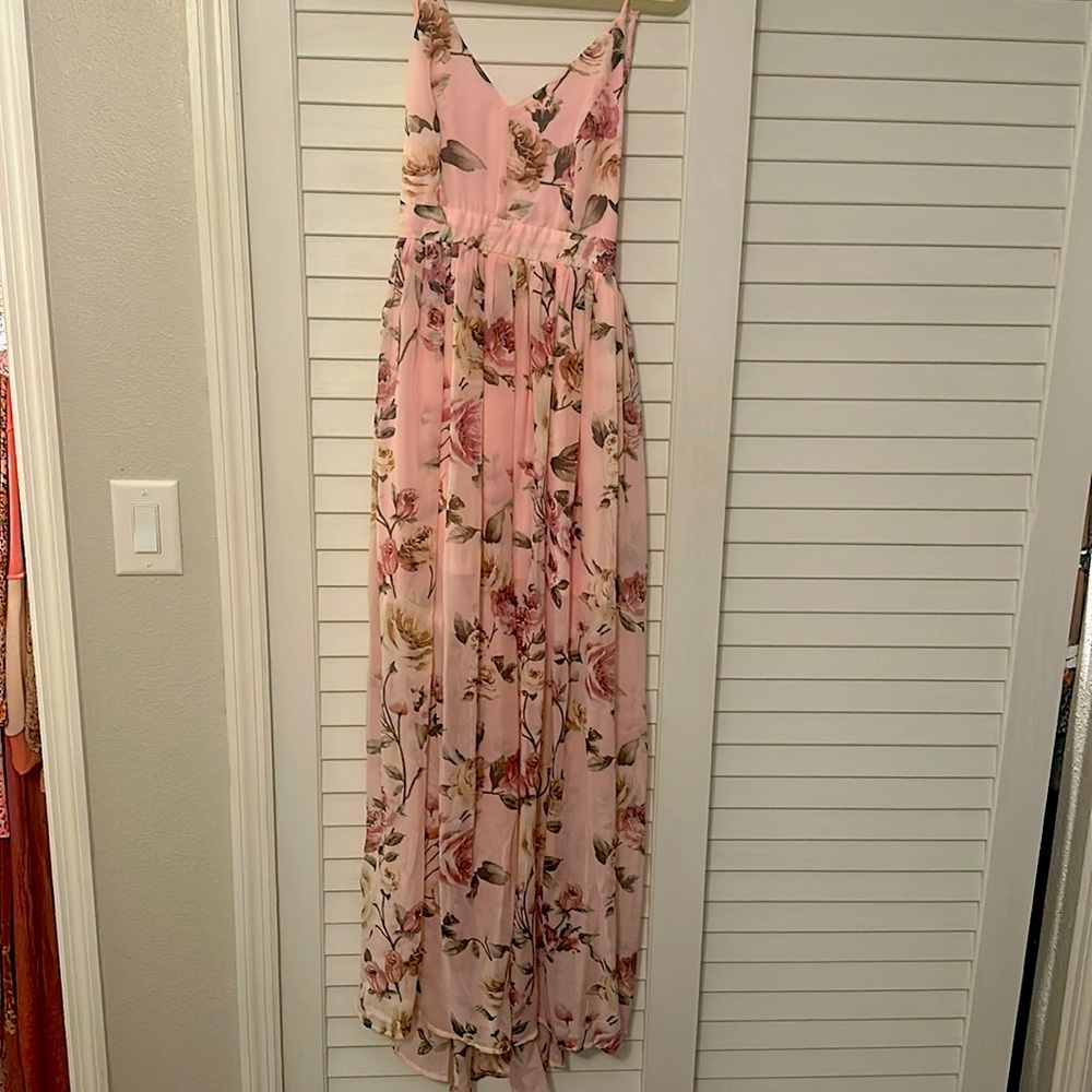 Pink Lily NWOT Pink Floral Strappy Maxi Dress